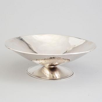 AXEL CARLSON SILVERCARLSON, a silver bowl from Stockholm, 1958.