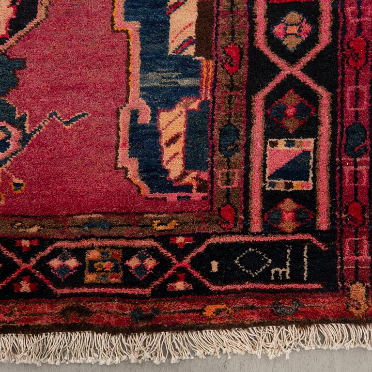 Matta, Sarab, ca 288 x 120 cm.