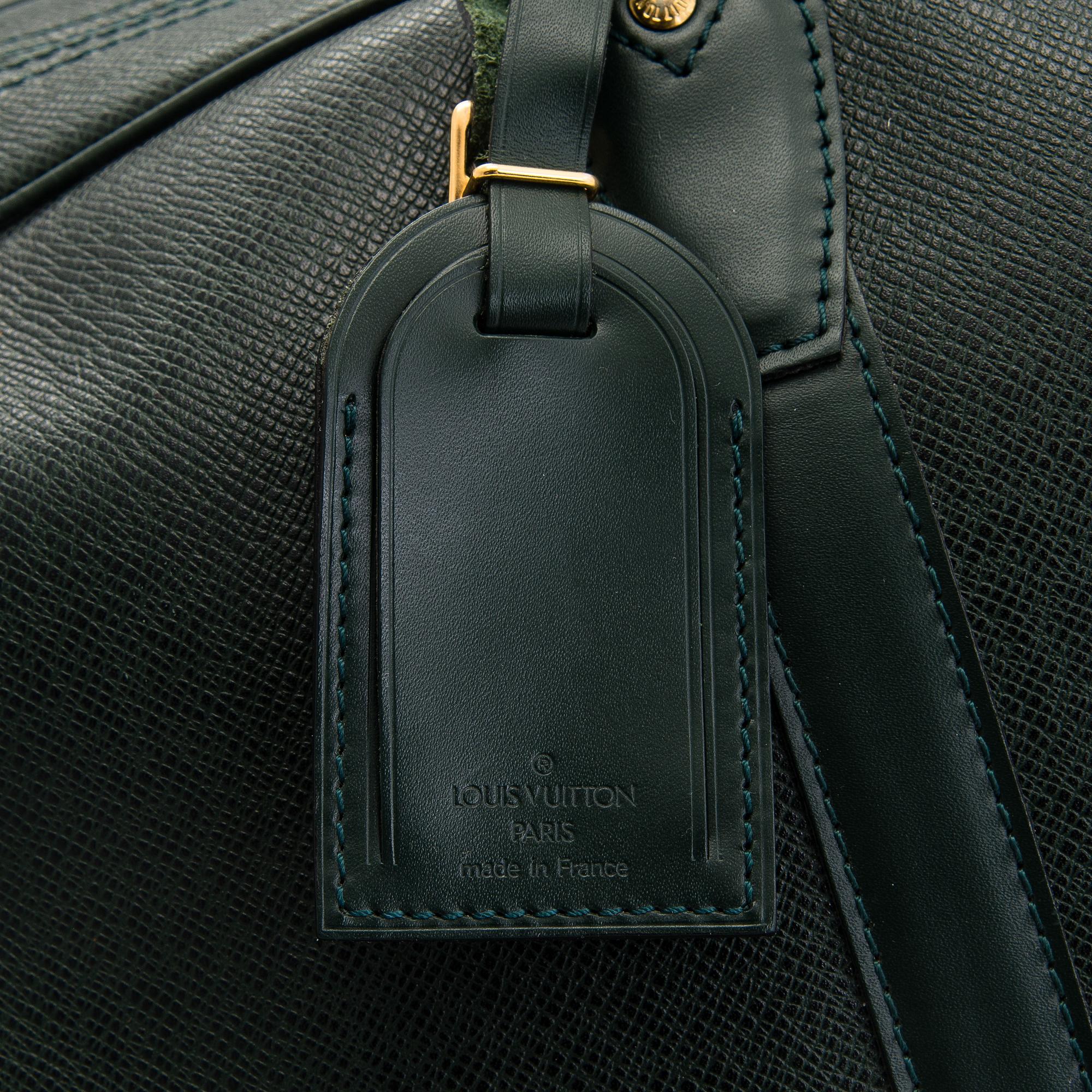 Louis Vuitton, A 'Taiga Kendall GM' Bag.