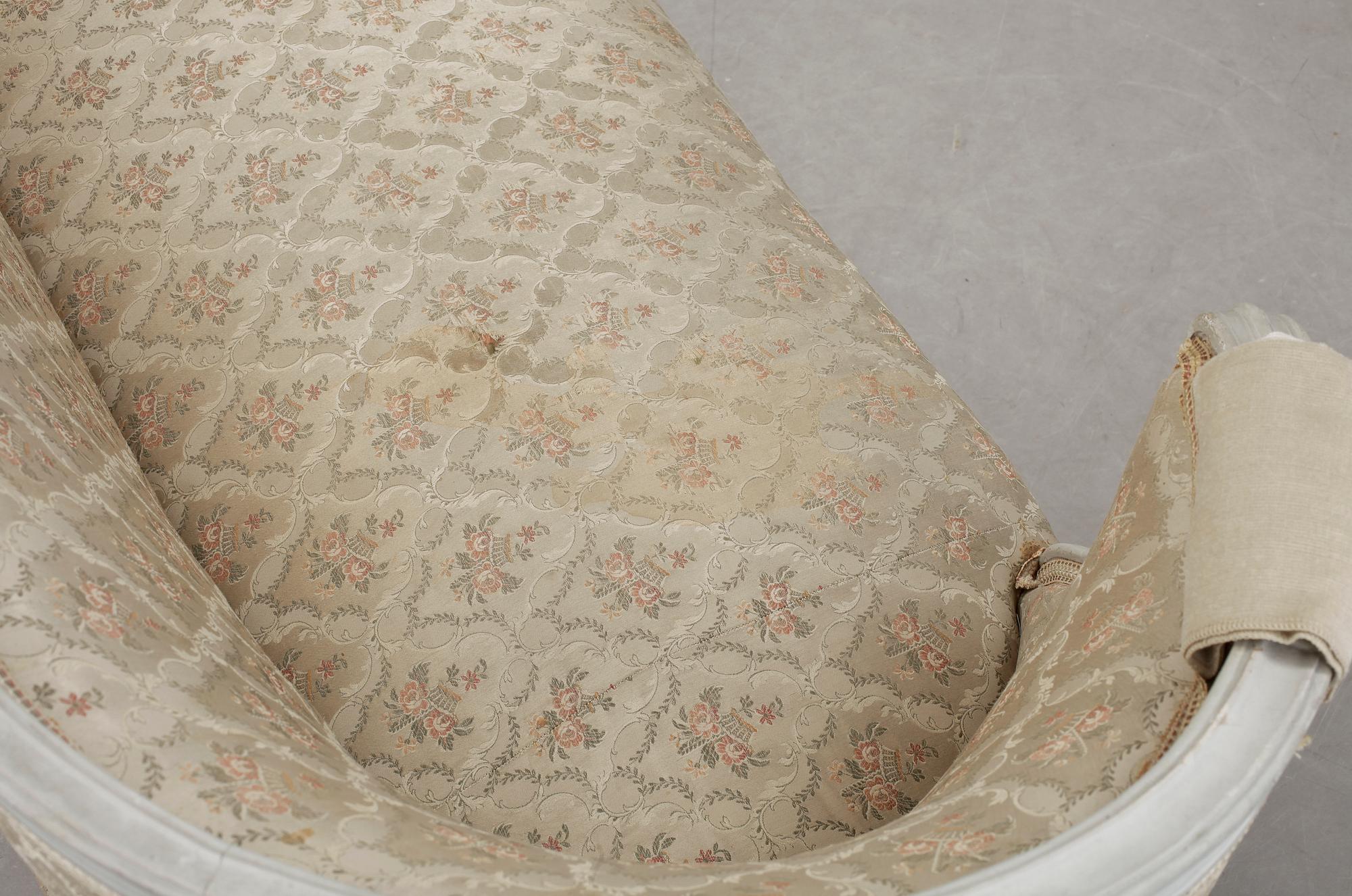 SALONGSGRUPP, 8 delar, Gustaviansk stil, tidigt 1900-tal.