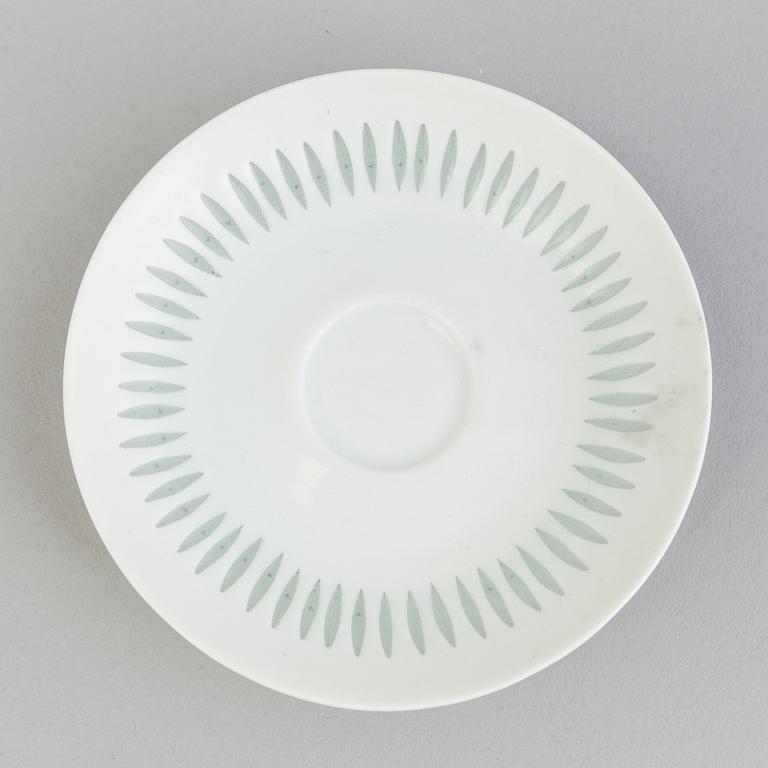 Six items of rice porcelain by Friedel Holzer-Kjellberg, signed Arabia, FHIG, Finland.