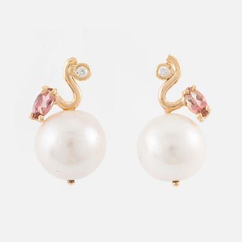Earrings, Mandelstam, 18K gold with cultured freshwater pearls, pink tourmalines, and brilliant-cut diamonds.