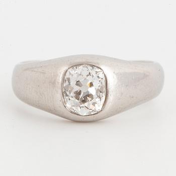 RING, lordring platina med gammalslipad diamant.