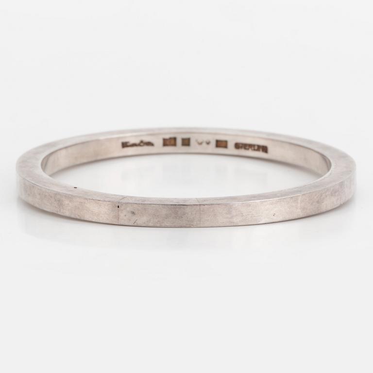KERSTIN ÖHLIN LEJONKLOU, a sterling silver bracelet from Östersund, 1974.