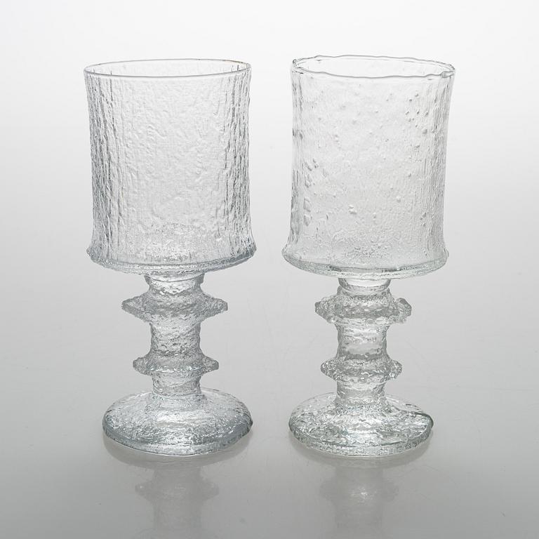 Timo Sarpaneva, A set of seven drinking glasses 'Juhlalasi', signed TS, Iittala. 1967-81.