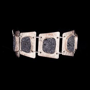 ARMBAND, silver och pyrit, svenska stämplar, 1971.