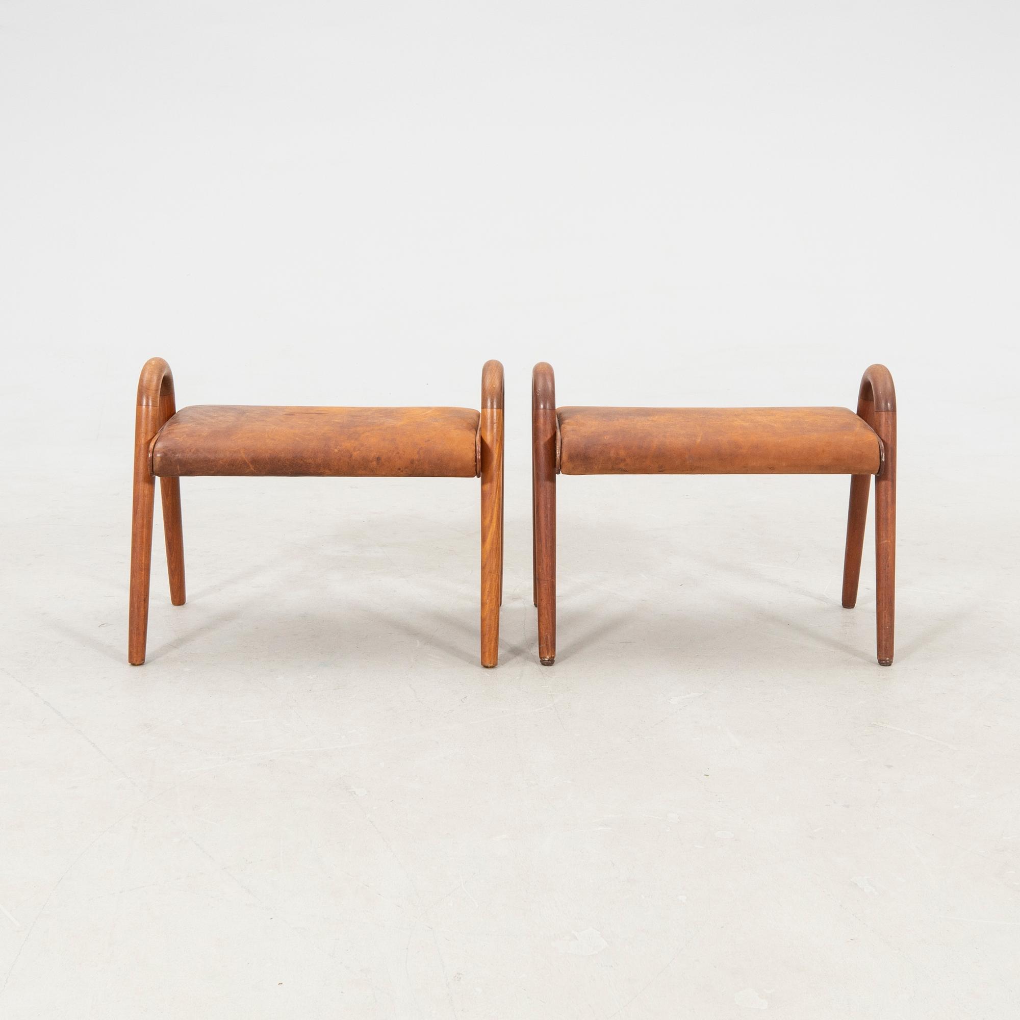 Vilhelm Lauritzen pallar ett par för Fritz Hansen Danmark 1950-tal.