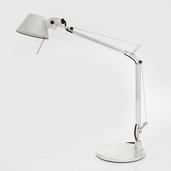 Michele De Lucchi & Giancarlo Fassina, pöytävalaisin, "Tolomeo, micro", Artemide, Italia 2000-luku.