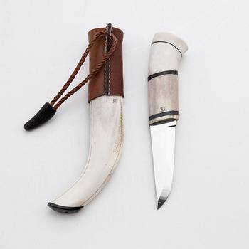 A reindeer and buffalo horn knife by Bertil Fällman, signed.