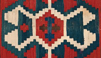 SEMI-ANTIQUE CAUCASIAN/PERSIAN KILIM. 334,5 x 176,5 cm.