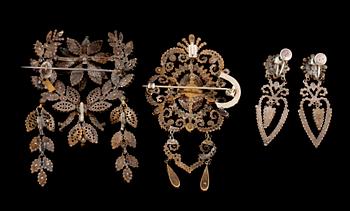 SMYCKEN, 3 delar, stålarbete, sent 1800-tal.