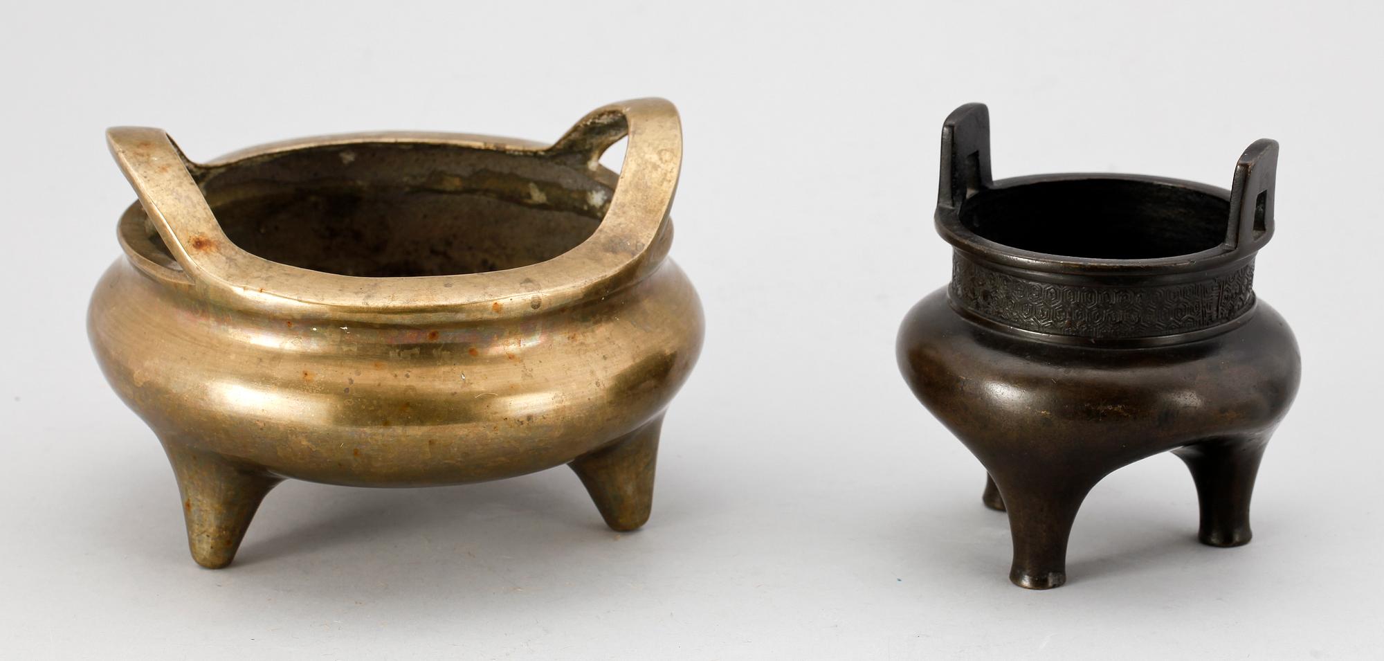RÖKELSEKAR, 2 st, Kina, 1900-tal.