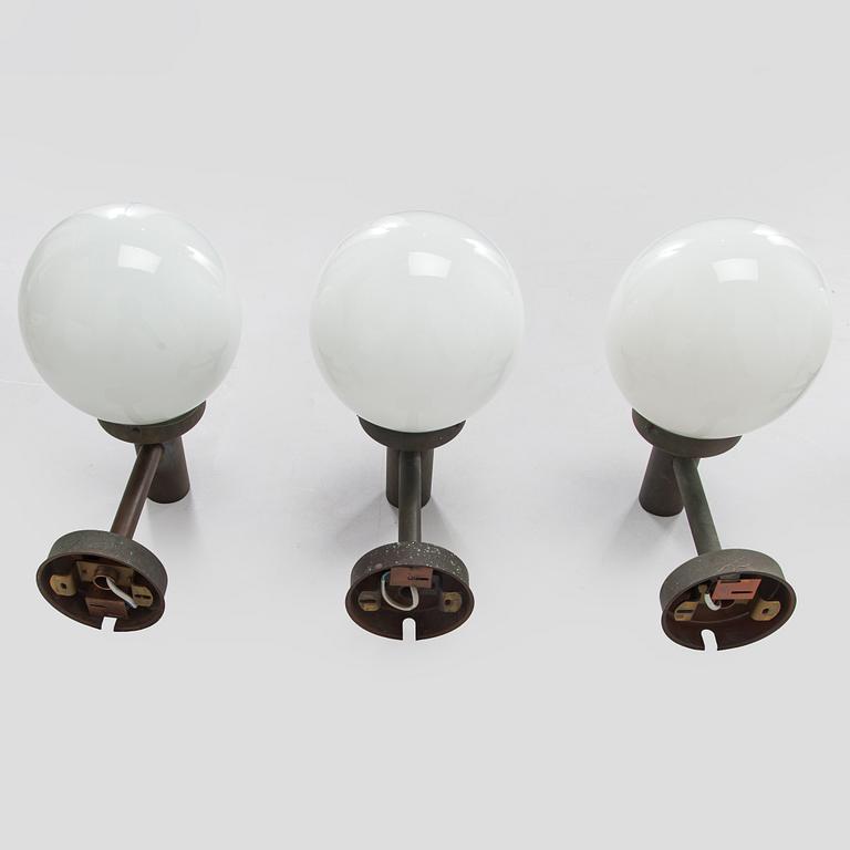 Lisa Johansson-Pape, A set of six of 1970s outdoor wall lights '140-015' for Stockmann Orno.
