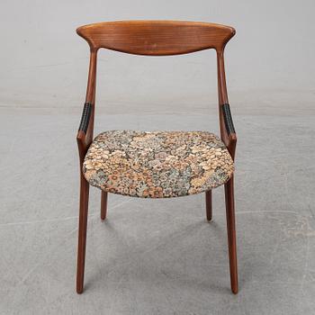 Arne Hovmand-Olsen, a set of four '71' chairs from Mogens Kold.
