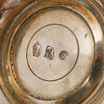POKALER, 9 st, silver, 1800- och 1900-tal. Total vikt 267 g.