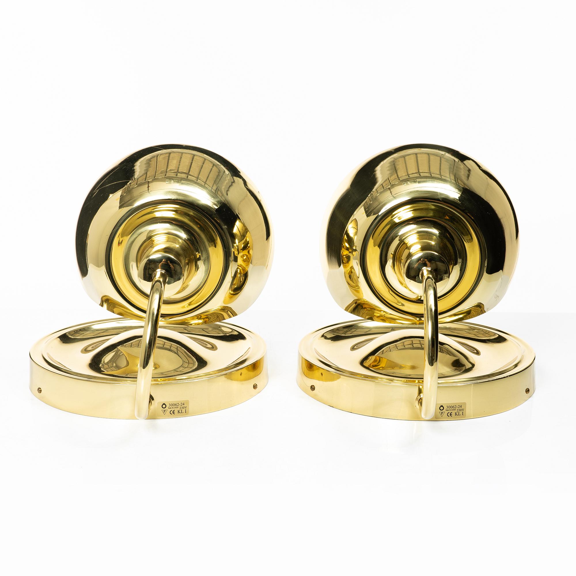 Josef Frank, Wall lamps, a pair, model 2389, Svenskt Tenn.