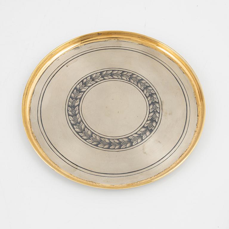 6 Russian 20th century silver beakers with niello, a small tray and two miniature enamel dishes.