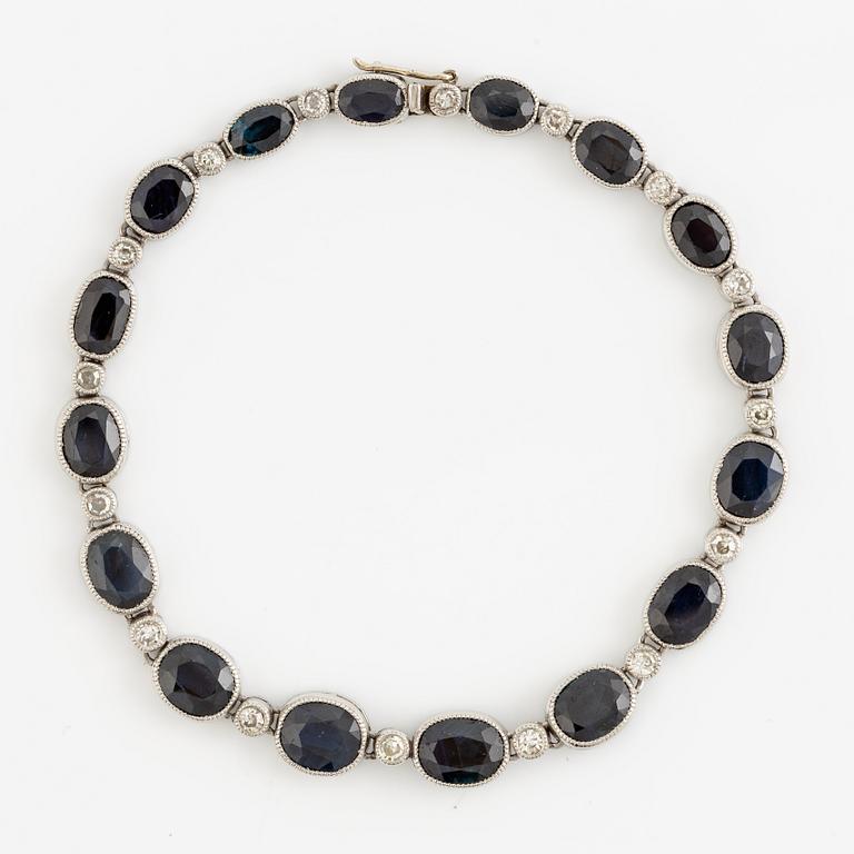 Armband, 18K vitguld med doserade ovala safirer och gammalslipade diamanter, Fransk stämpel.
