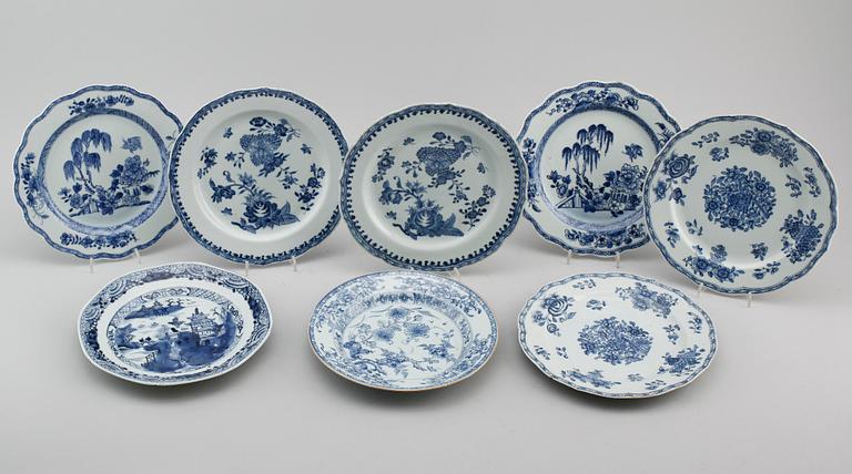 TALLRIKAR, 8 st, porslin, Kina, Qianlong 1736-1795.