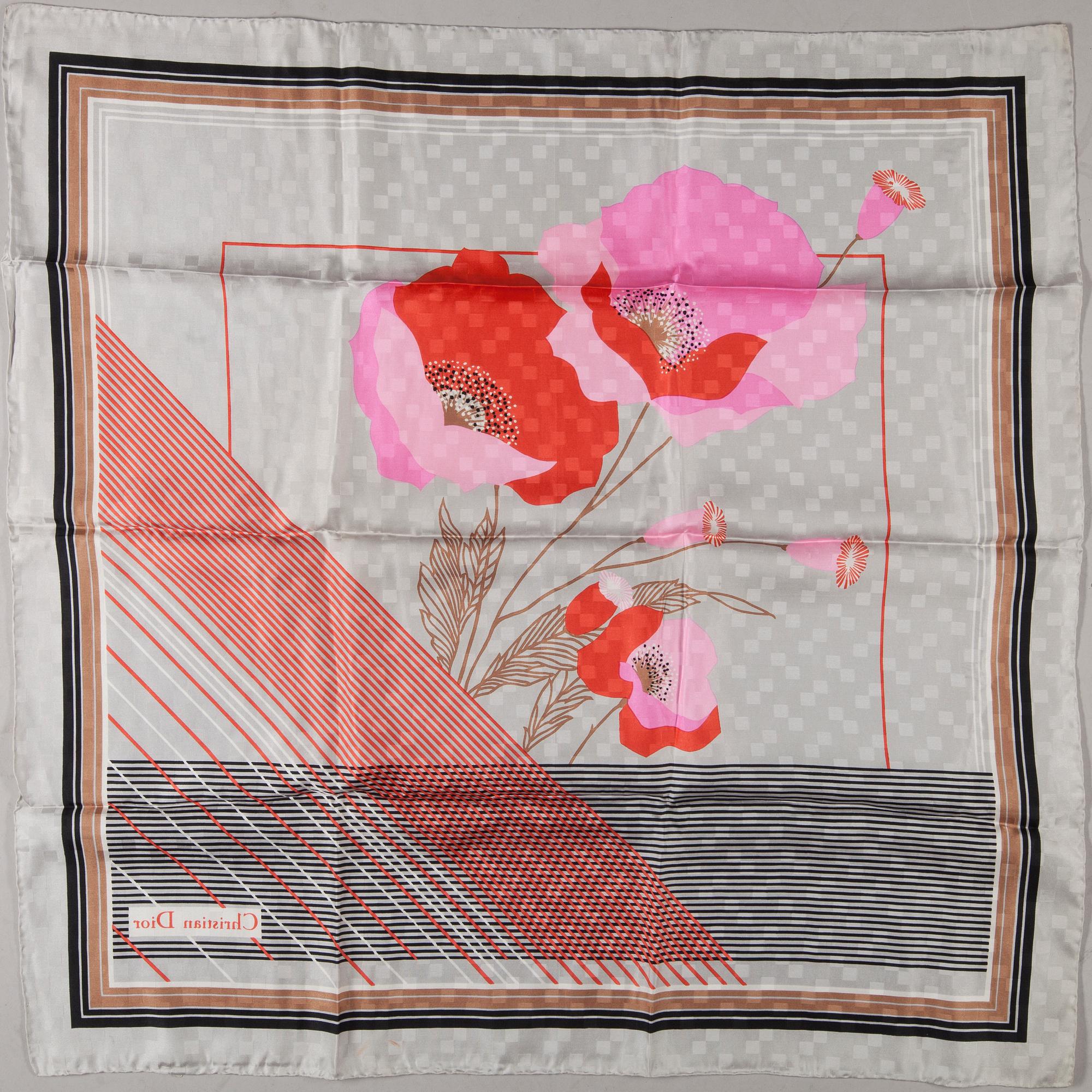 SCARF, Christian Dior.
