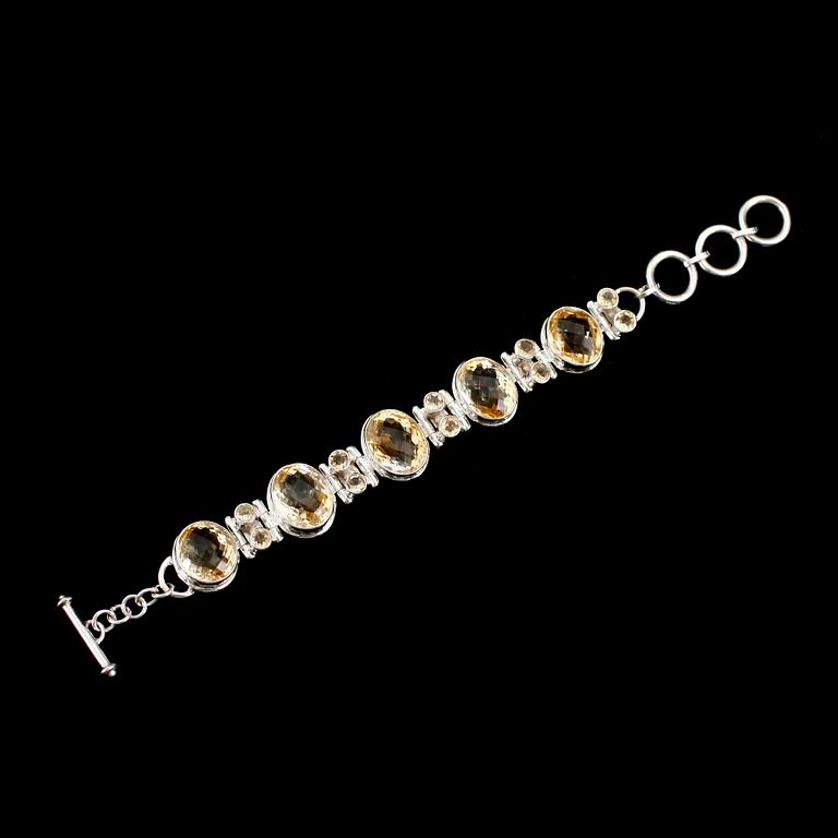 ARMBAND, sterlingsilver, citriner tot ca 70 ct. Total vikt ca 50 g.
