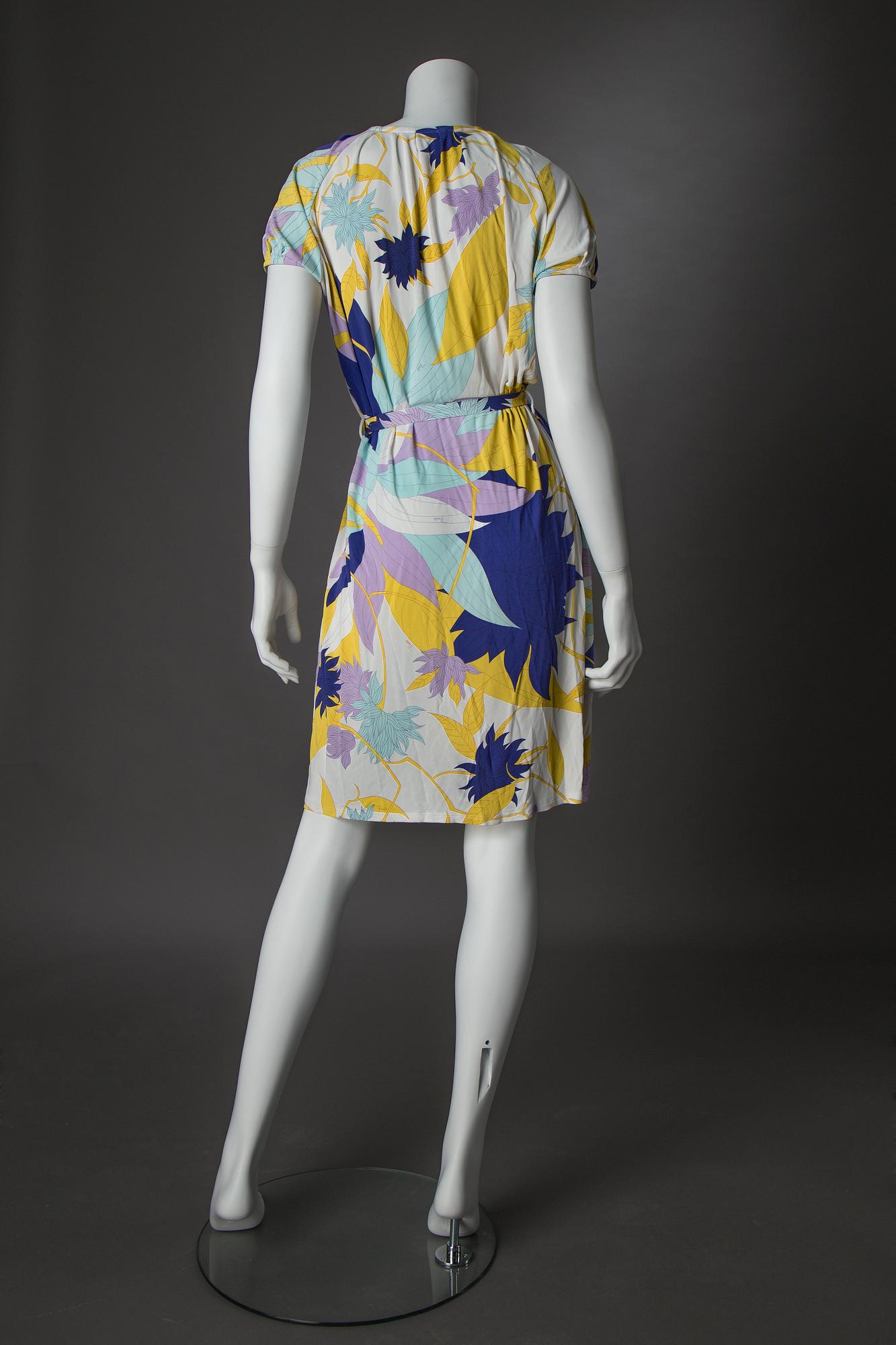 KLÄNNING, Emilio Pucci.