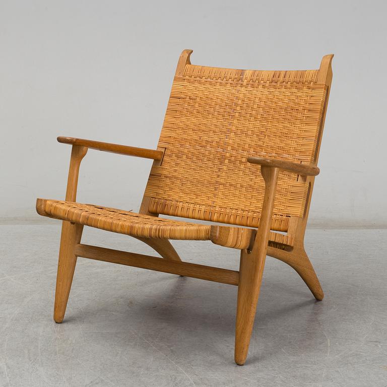 HANS J WEGNER, fåtölj, "CH-27", Carl Hansen & Son, Danmark, 1900-talets andra hälft.