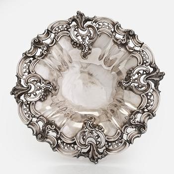 A neo-Rococo silver centrepiece bowl, Gustav Möllenborg Feron, Stockholm  1854.