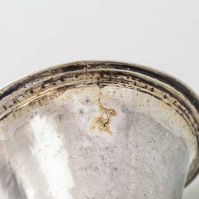 A late 18th century parcel-gilt silver beaker, maker's mark of Berthil Thorwijk, Uusikaupunki, Finland 1788.