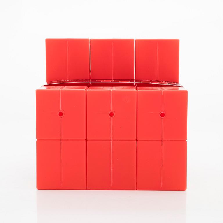 Eero Aarnio, rakennuspalikoita, 30 kpl, "Doggy", Plastex 2009.