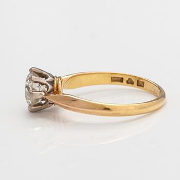Ring, 18K guld, gammalslipad diamant ca 1.20 ct. Karl Andersson, Stockholm 1908.