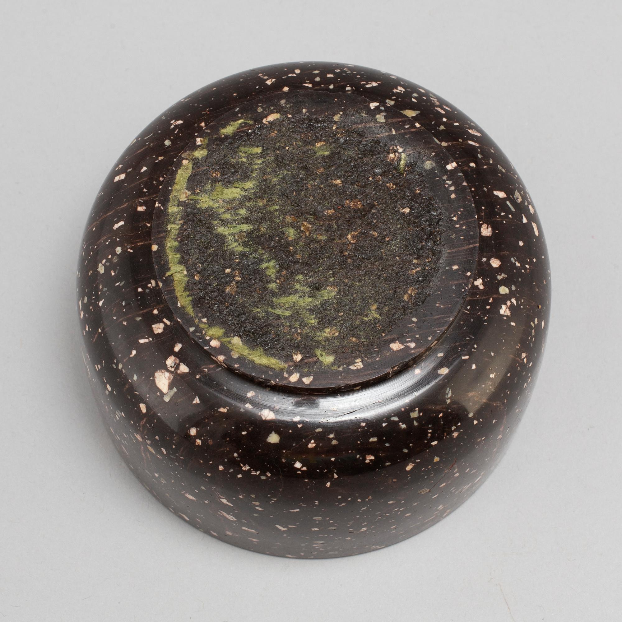 SKÅL/MORTEL, empire, 1800-talets första hälft, porfyr.