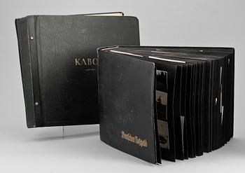 VYKORTSALBUM MED VYKORT, 1900-talets första hälft.