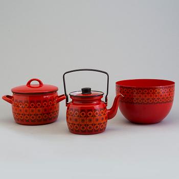 KAJ FRANCK, kastrull, kanna med lock samt skål, emaljerad plåt. Finel, Finland.