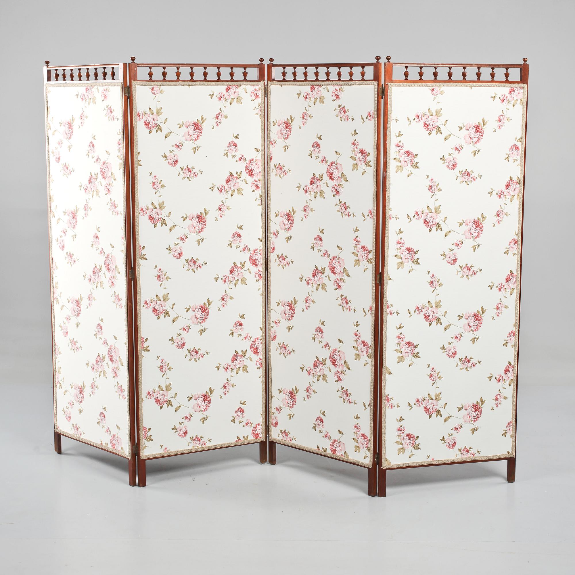 SKÄRMVÄGG, 1800-talets andra hälft.