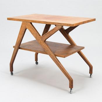 SERVERINGSVAGN, 1900-talets mitt.