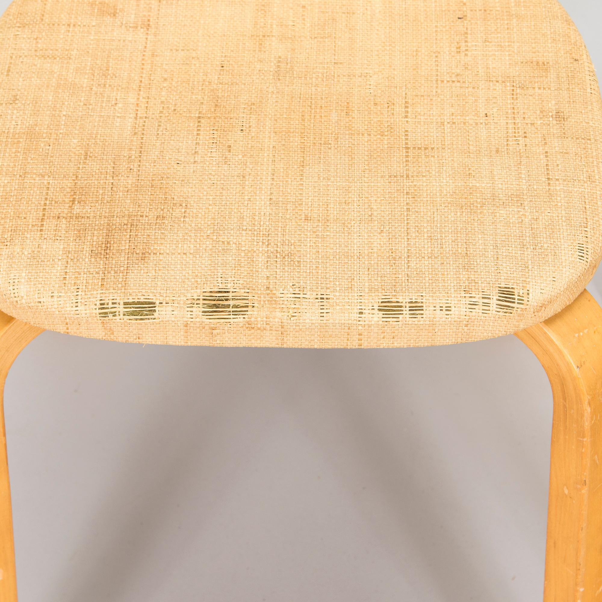 Alvar Aalto, tuoleja 2 kpl, malli 69, Artek 1960-luku.