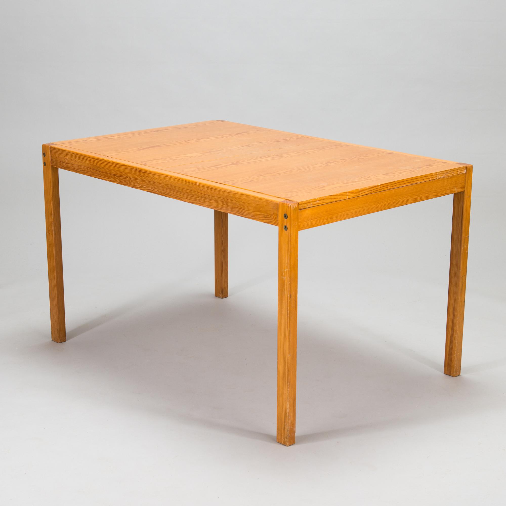 Eero Aarnio, ruokapöytä ja tuoleja, 6 kpl, "Pine", Asko 1960-luku.