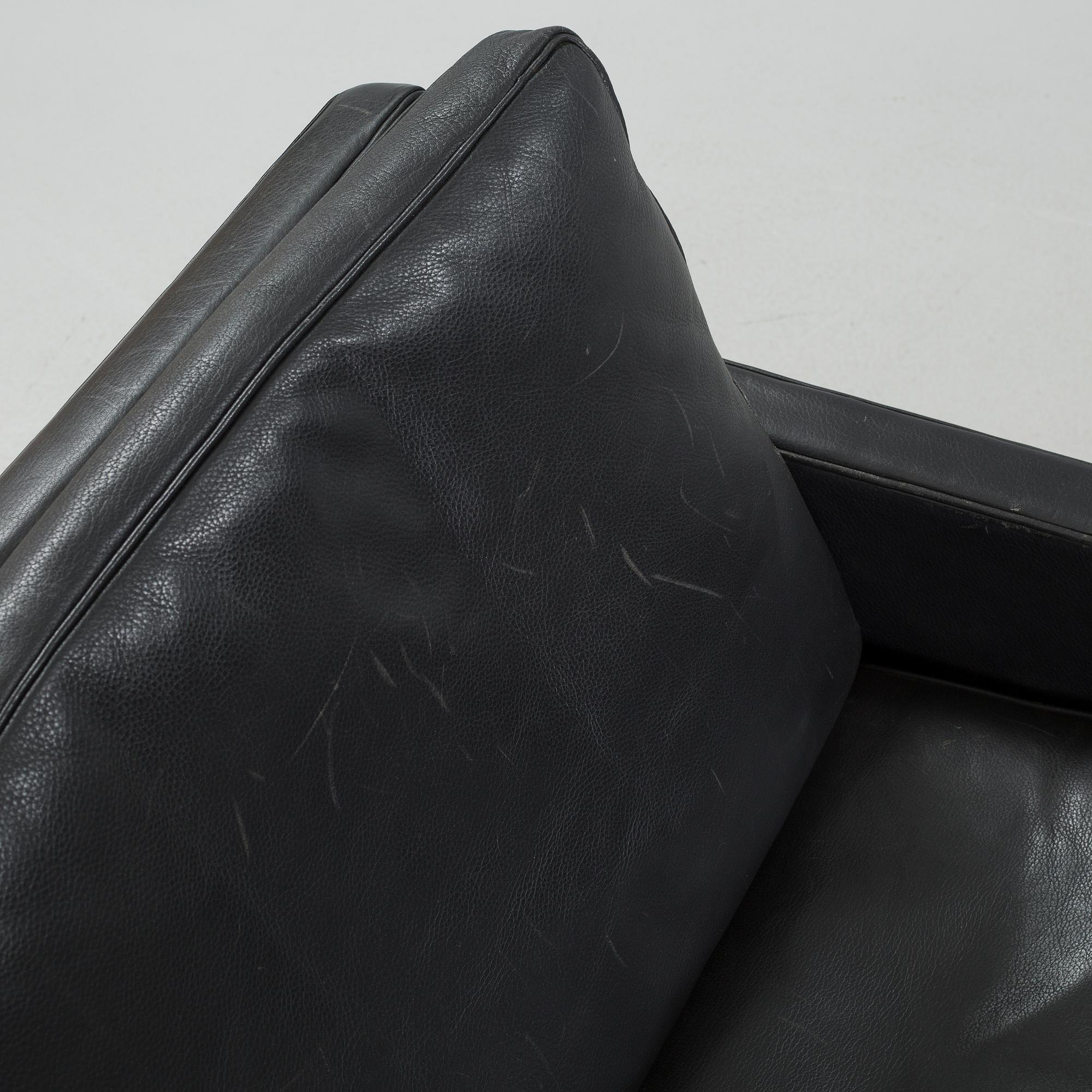 A "PK31" chair, designed by Poul Kjaerholm, Fritz Hansen, 1983.