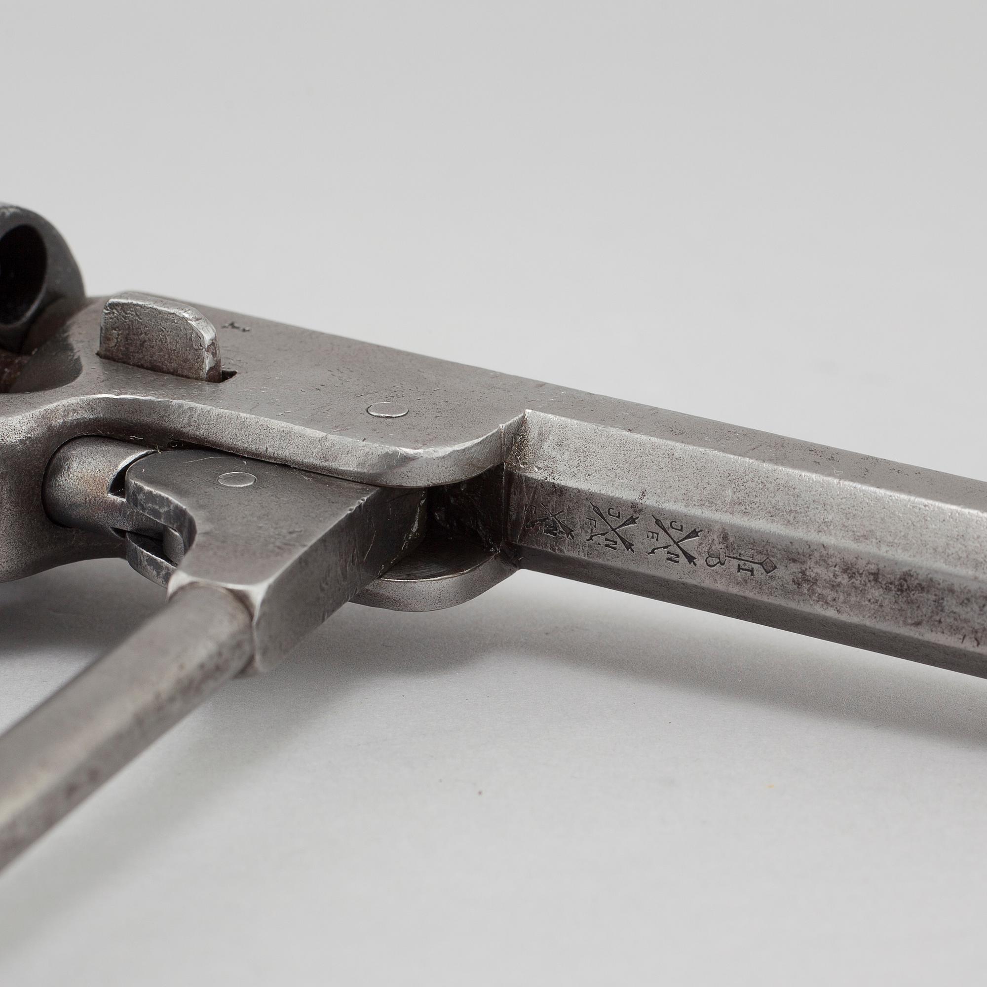A Colt Navy revolver, m/1851.