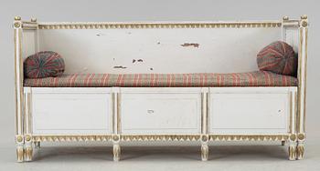 SOFFA, sengustaviansk, omkring 1800.