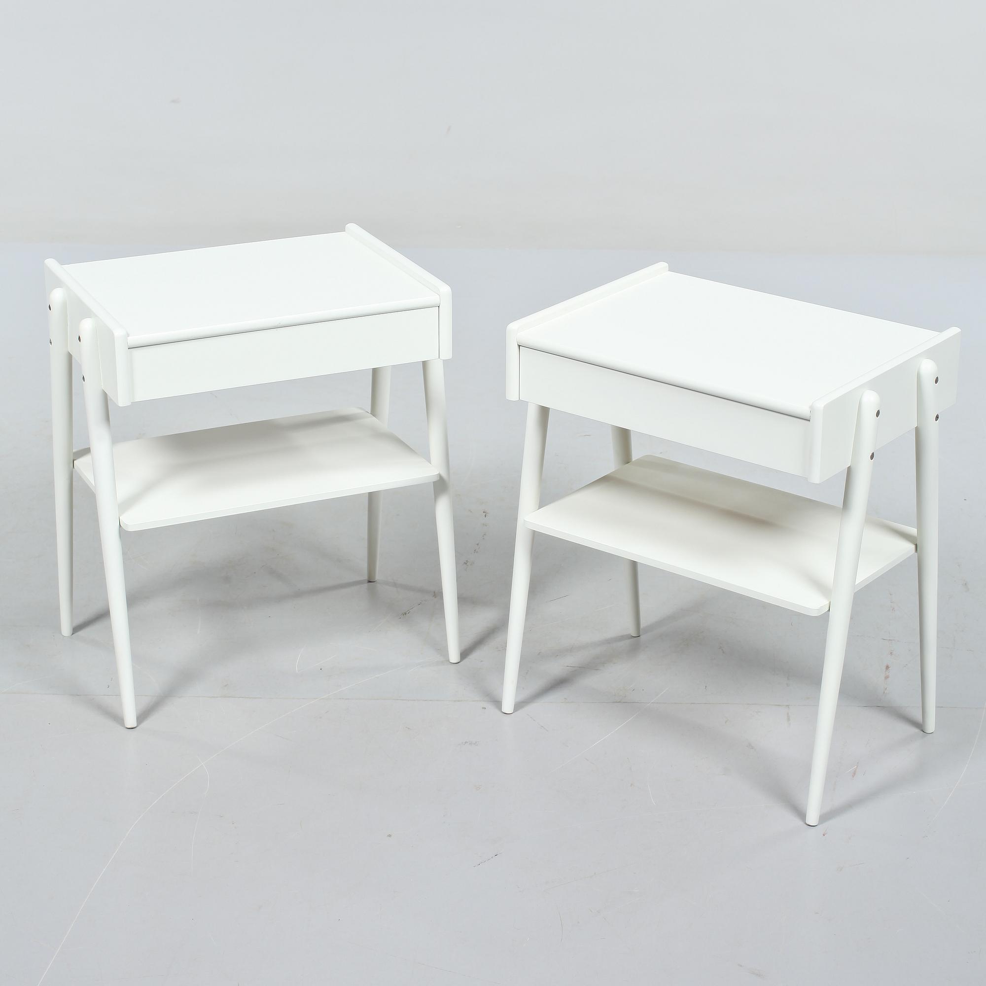 SÄNGBORD, ett par, AB Carlströms & CO Möbelfabrik, 1950/60-tal.