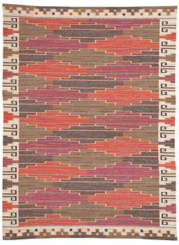 687. CARPET. "Bruna heden". Flat weave (rölakan). 350,5 x 259,5 cm. Signed MMF.