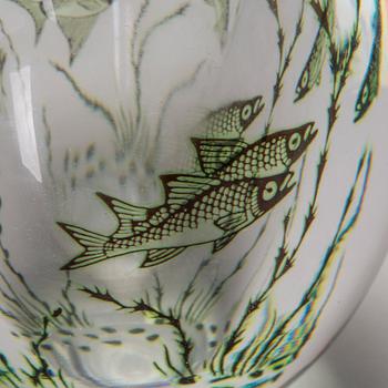 VAS, glas, Fiskgraal, Edward Hald, Orrefors, 1951. Numrerad och signerad.