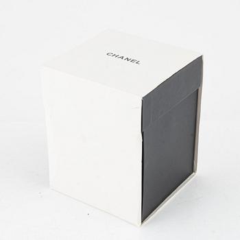 Chanel, snow globe.