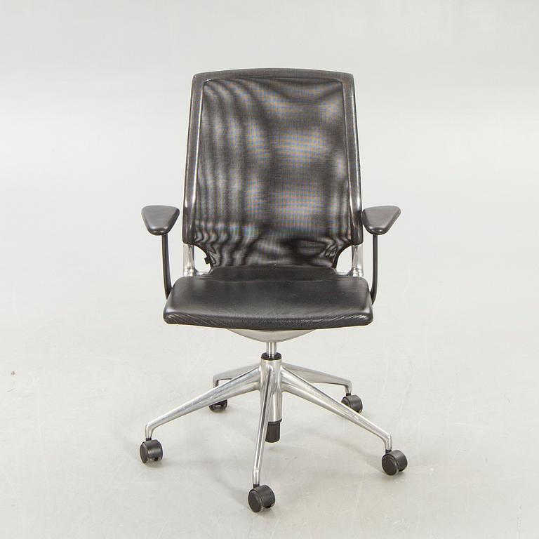 Alberto Meda, office chair, "Meda Conference chair" for Vitra. The model was designed in 1998.