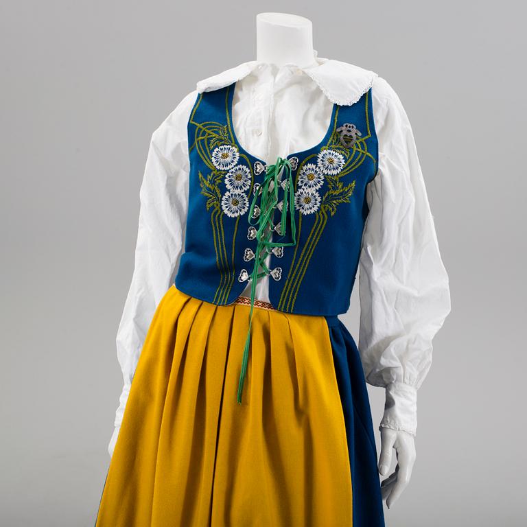 Swedish National Costume, "Folkdräkt", "Sverigedräkten".