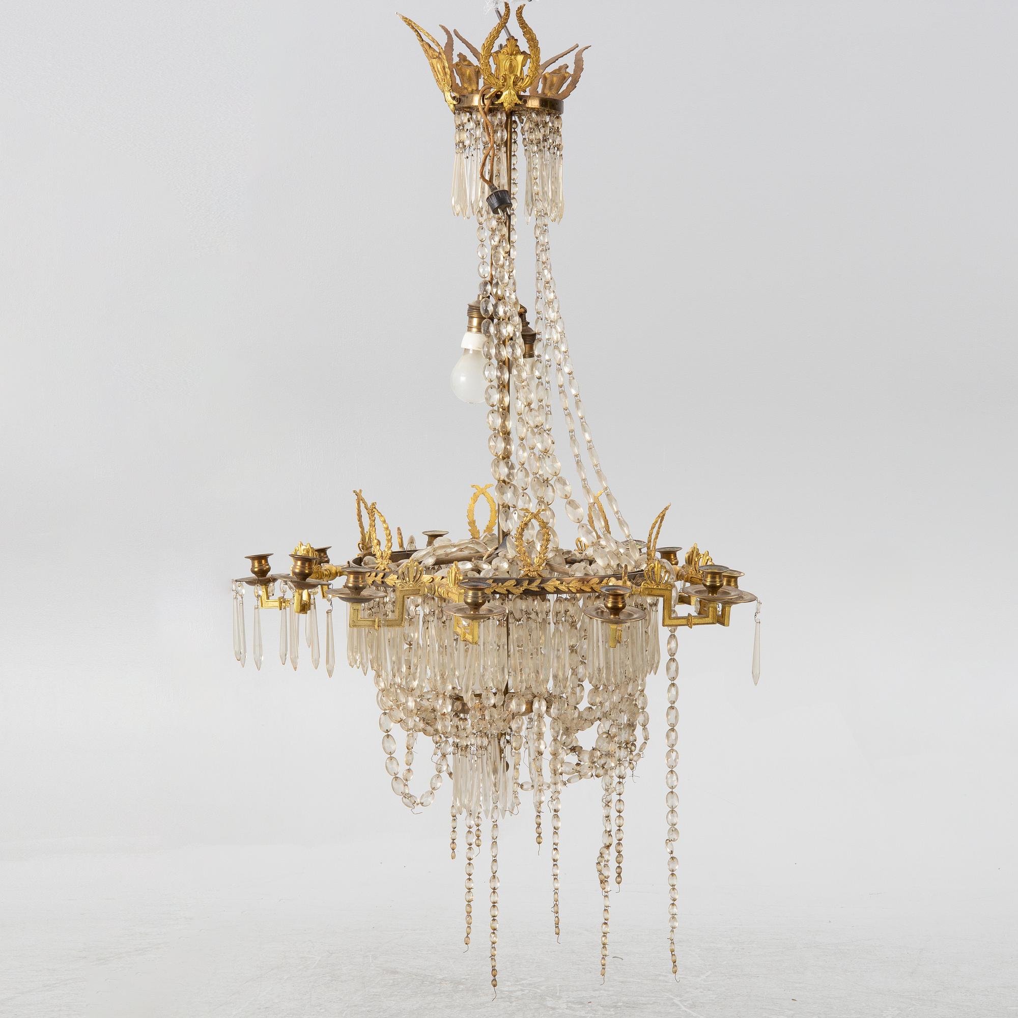 A chandelier, circa 1900.