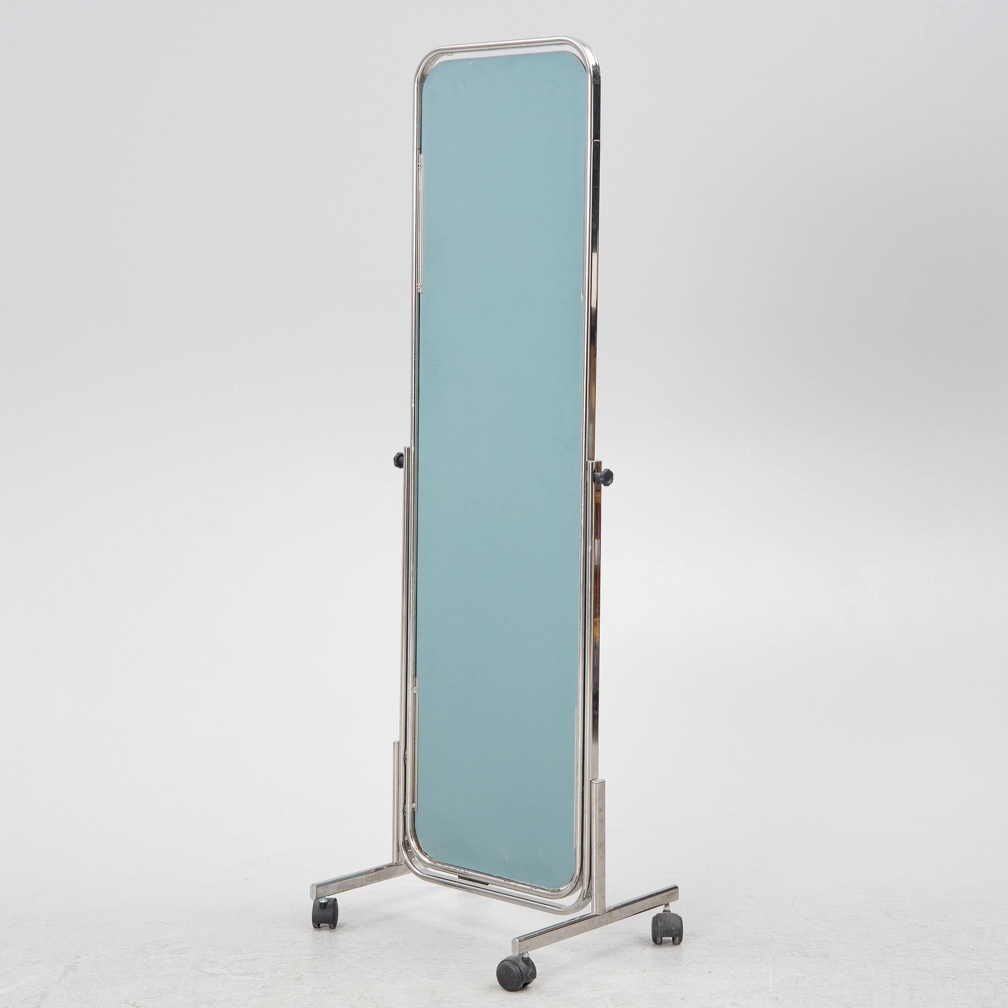 Golvspegel, 1900-talets andra hälft.