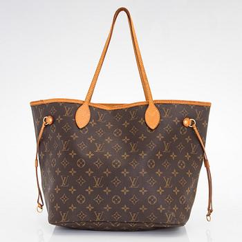 Louis Vuitton, a Monogram Canvas 'Neverfull MM' bag.